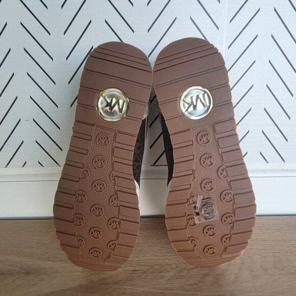 🤩Michael Kors Maddy Mixed Media Trainer Size 8 Women Casual Shoes Vanilla Gold - Picture 7 of 11